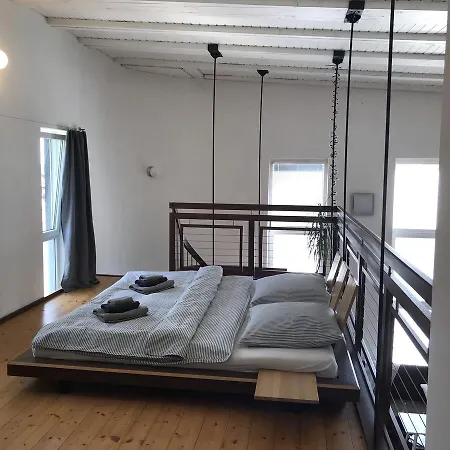 Apartment Chestnut Island
